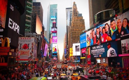 7 Ways to Use Outdoor Advertising In New York to Promote Your Real Estate Business