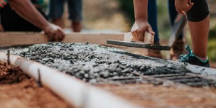 5 Tips for Hiring a Contractor 