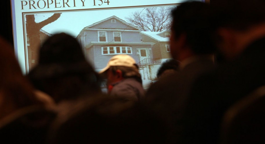 Auction Held For About 100 Foreclosured Homes In New York City Area