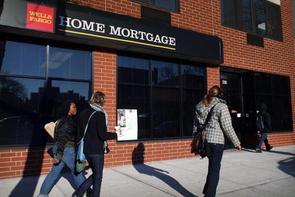 Mortgage Applications Rise As Consumers Capitalize On Low Interest Rat