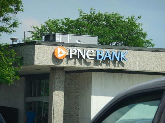 Which Banks Are Exposed To Long-Distance Commercial Real Estate Lending?