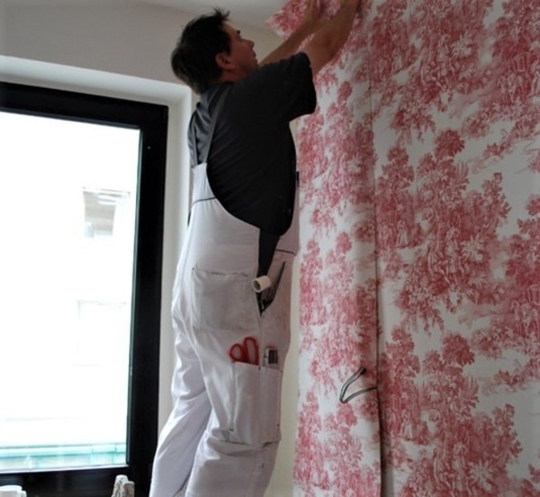 Guide to Hanging Your Own Wallpaper