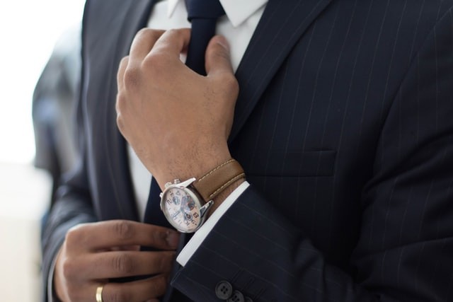 what to wear to work as a real estate professional