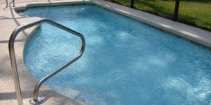 https://www.pexels.com/photo/pool-poolside-swimming-pool-water-261238/