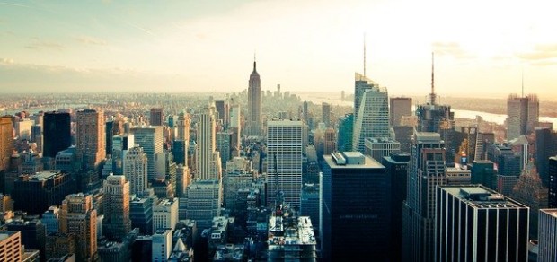 Drop in Manhattan Apartment Rent Begins to Attract New Renters